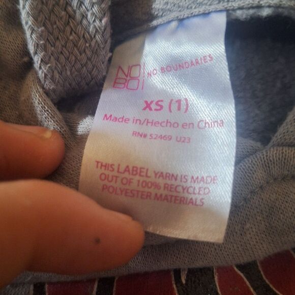No Boundaries - XS Rose Hoody NWOT - Picture 2 of 2
